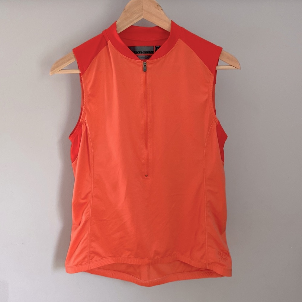 Novara for REI women’s bike jersey